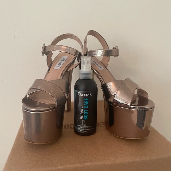 Steve Madden Vaida 6” patent platform pumps, metallic gold - Picture 7 of 7